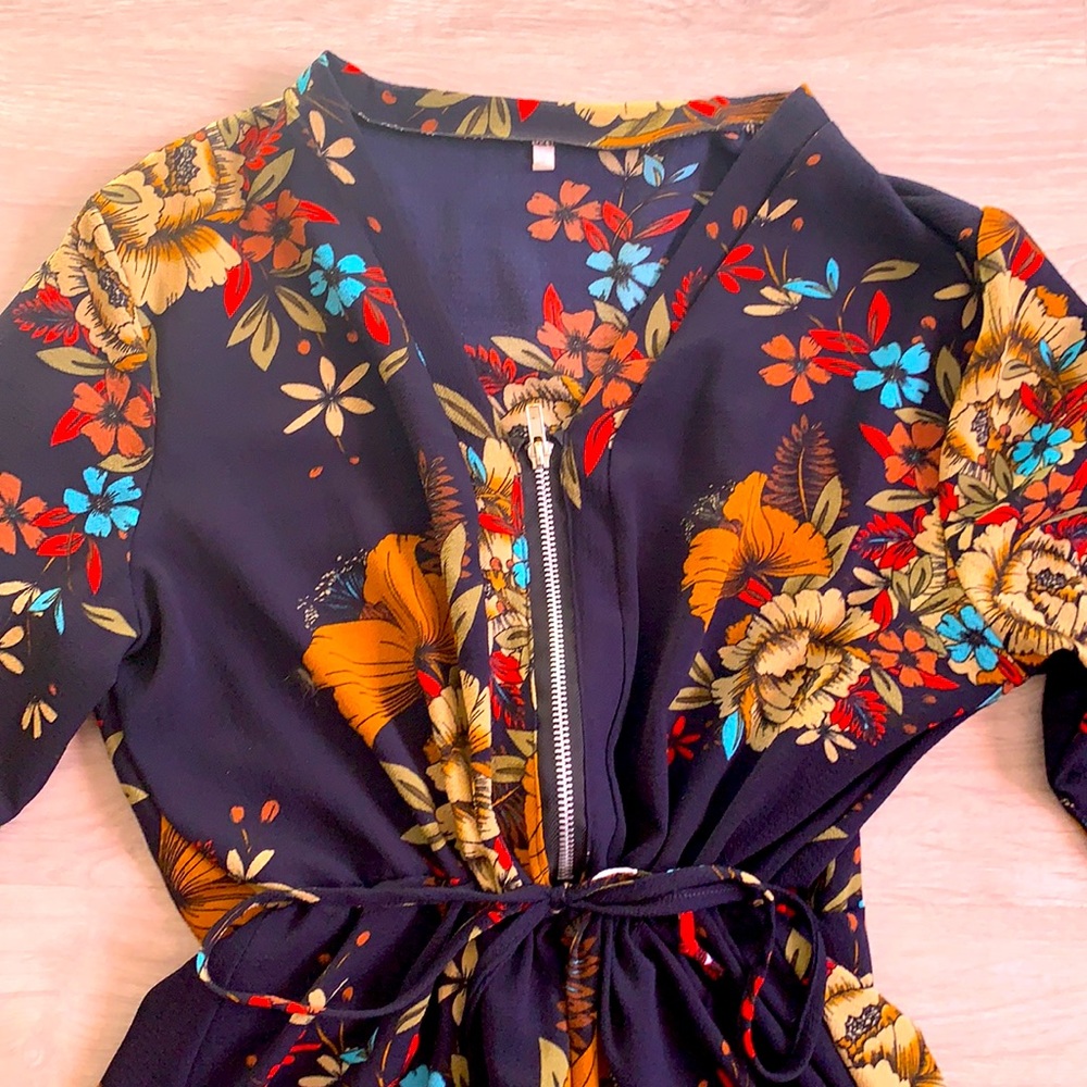 Dress - Picture 2 of 3